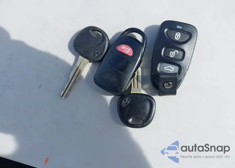 2008 Hyundai Elantra Gls/Se from USA, damaged, VIN KMHDU46D18U339227